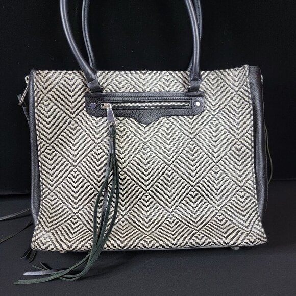 🖤 Rebecca Minkoff Woven Geometric Tote w/ Zip Top & Expandable Sides 🖤 - Picture 10 of 15